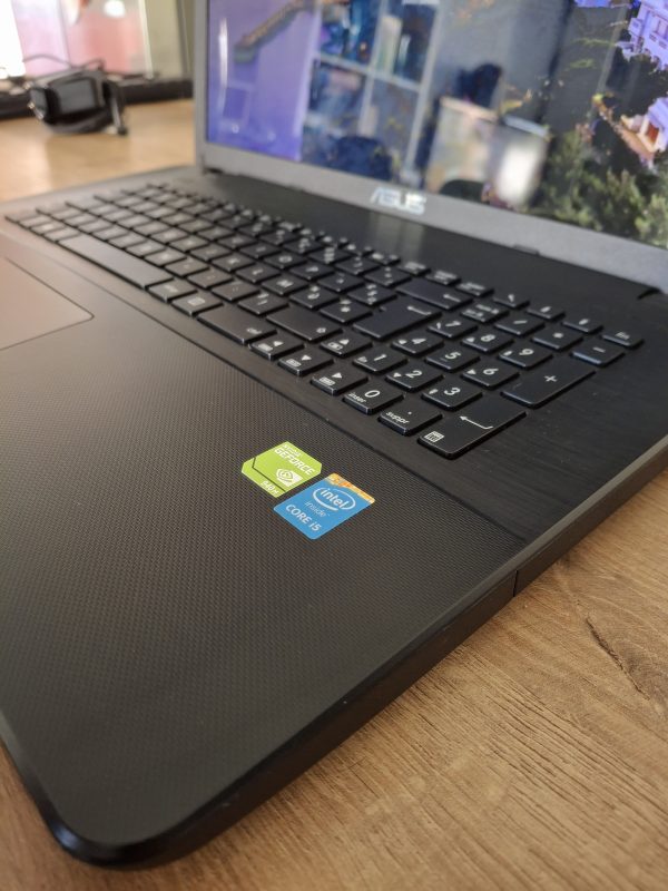 PC portable ASUS performant | Ecran 17" | intel core i5-5200U | 8 Go RAM | SSD 240 Go – Image 4