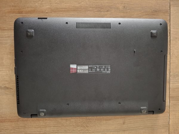 PC portable ASUS performant | Ecran 17" | intel core i5-5200U | 8 Go RAM | SSD 240 Go – Image 6