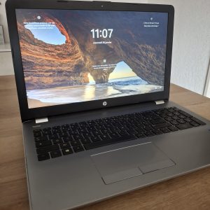 PC portable performant | HP Notebook 250 G6 | Intel core i5-7200U | Ecran 16" | SSD 256 Go | 8 Go DDR4 | Windows 11 |