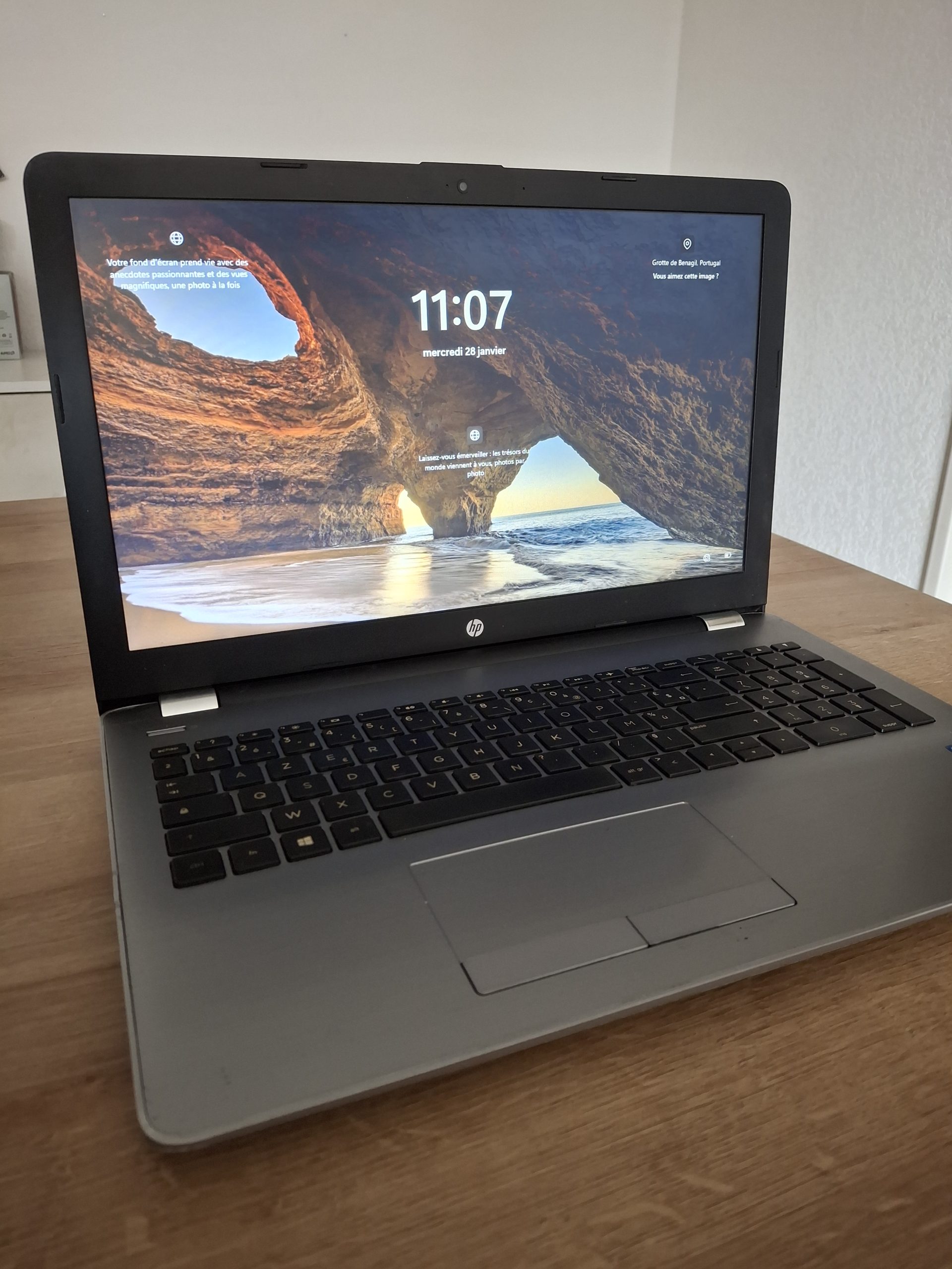 PC portable performant | HP Notebook 250 G6 | Intel core i5-7200U | Ecran 16" | SSD 256 Go | 8 Go DDR4 | Windows 11 |