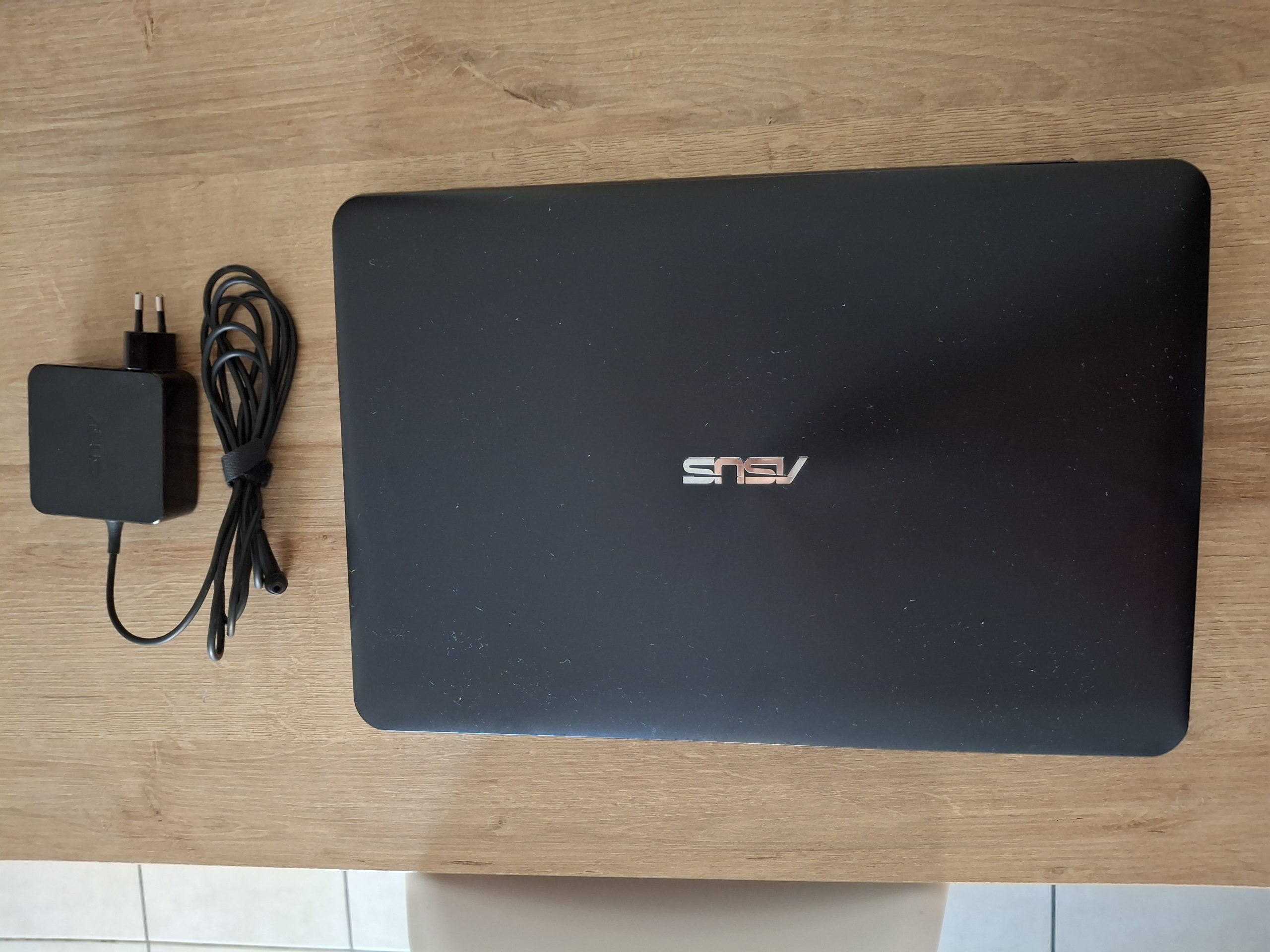 PC portable performant | Asus X555Q | Ecran full HD 16" | SSD 128 Go + HDD 1 To | 8 Go RAM | AMD A10-9620P | Radeon R5 | Windows 11 – Image 5